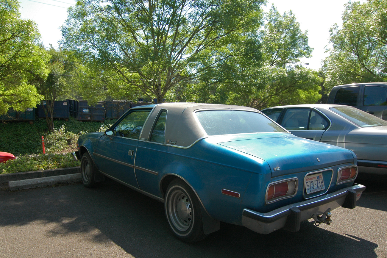découvrez l'amc concord, une voiture classique emblématique des années 70, alliant style et performance. plongez dans l'univers des automobiles rétro avec ce modèle unique qui incarne l'esprit de liberté et d'aventure sur la route.