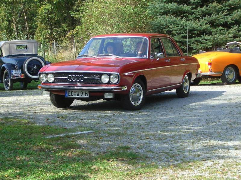 découvrez l'audi 100 ls, une berline emblématique alliant élégance et performance. explorez son design intemporel, ses caractéristiques techniques avancées et son confort de conduite inégalé. parfait pour les passionnés d'automobile à la recherche d'un modèle alliant histoire et modernité.