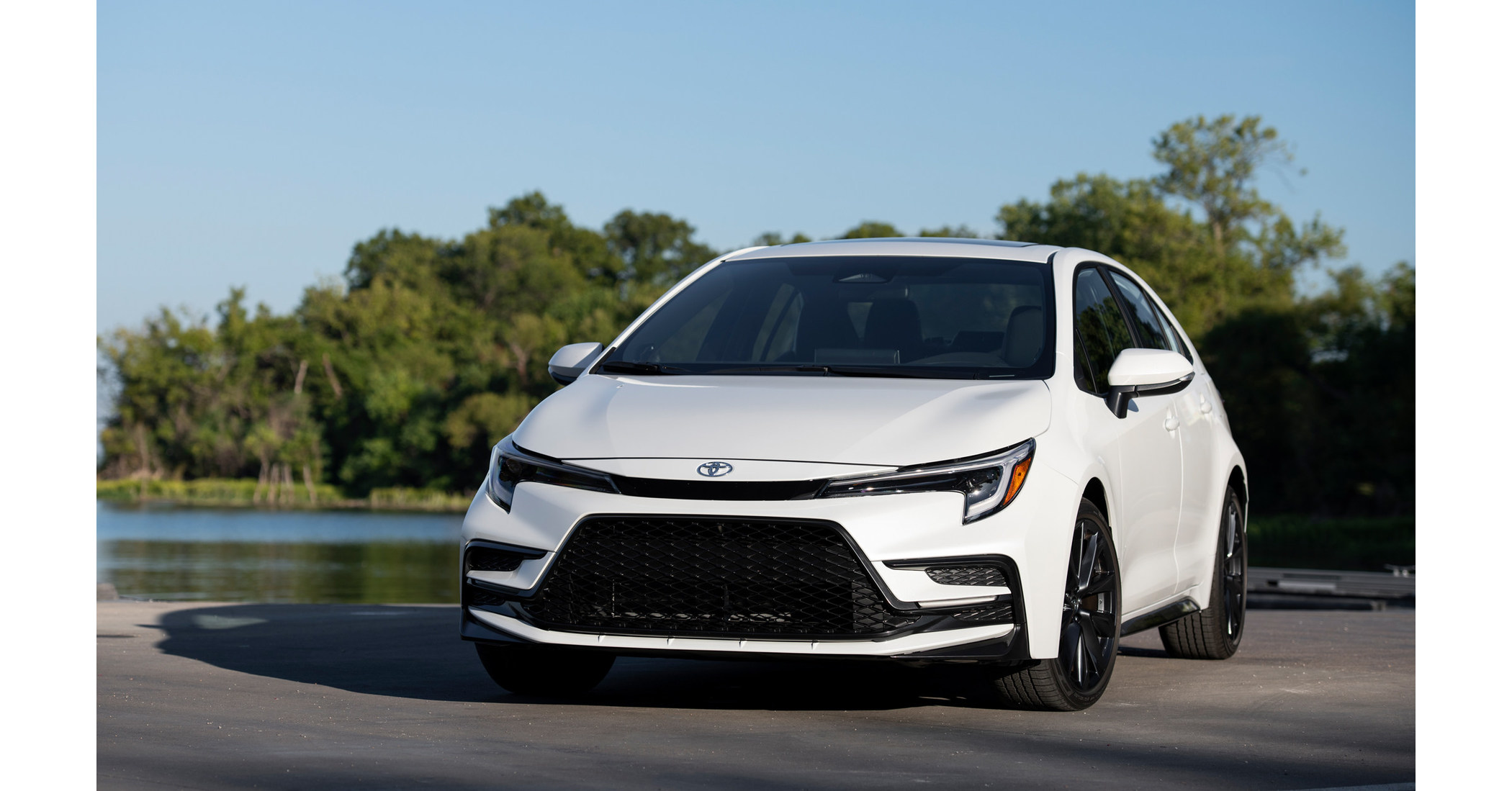 découvrez la toyota corolla, un véhicule alliant performance, confort et technologie. conçu pour offrir une conduite agréable et sûre, la corolla est idéale pour tous vos trajets, que ce soit en ville ou sur route. apprenez-en plus sur ses caractéristiques innovantes et son design élégant.