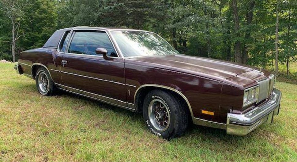 découvrez le cutlass brougham, une voiture iconique qui allie élégance et performance. avec son design classique et son confort inégalé, elle incarne l'essence du luxe automobile. plongez dans l'univers du cutlass brougham et vivez une expérience de conduite mémorable.