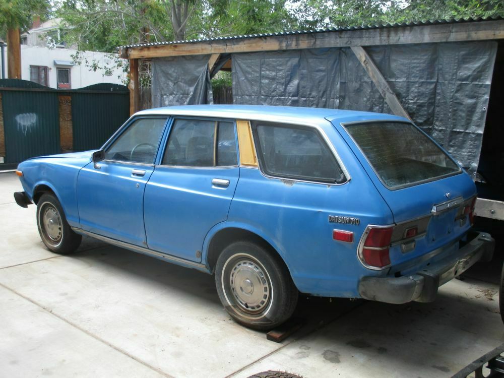 découvrez la datsun 710, une berline classique qui allie élégance et performance. plongez dans l'histoire de ce véhicule emblématique des années 70, apprécié pour son design raffiné et sa mécanique fiable. explorez ses caractéristiques et son impact sur l'automobile avec notre guide complet.