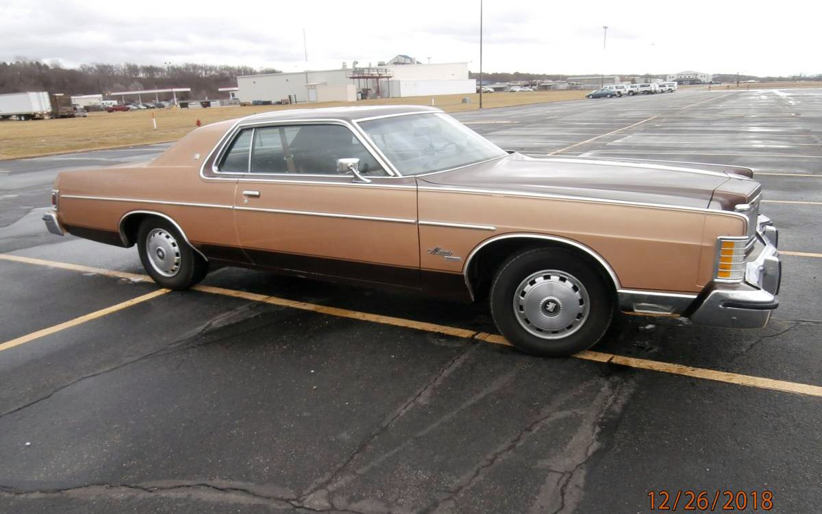 découvrez le marquis brougham, un véhicule d'exception alliant élégance et confort. plongez dans l'univers du luxe automobile avec un design sophistiqué et des performances inégalées, idéal pour les passionnés d'auto.