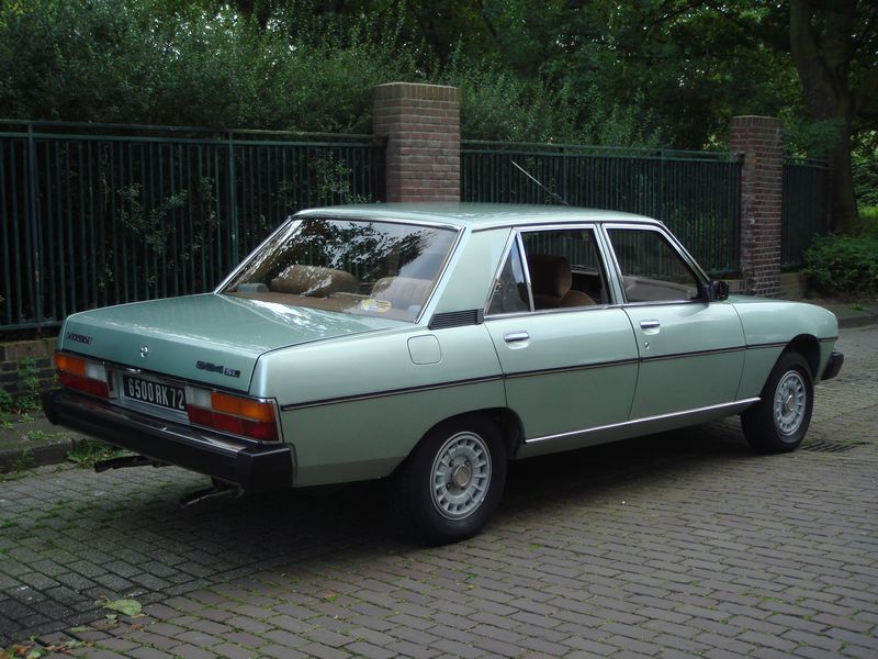 découvrez la peugeot 604sl, une berline emblématique alliant élégance et performance. appréciez son design raffiné, son confort exceptionnel et son moteur puissant. une voiture qui incarne le savoir-faire français et qui séduira les amateurs de conduite.
